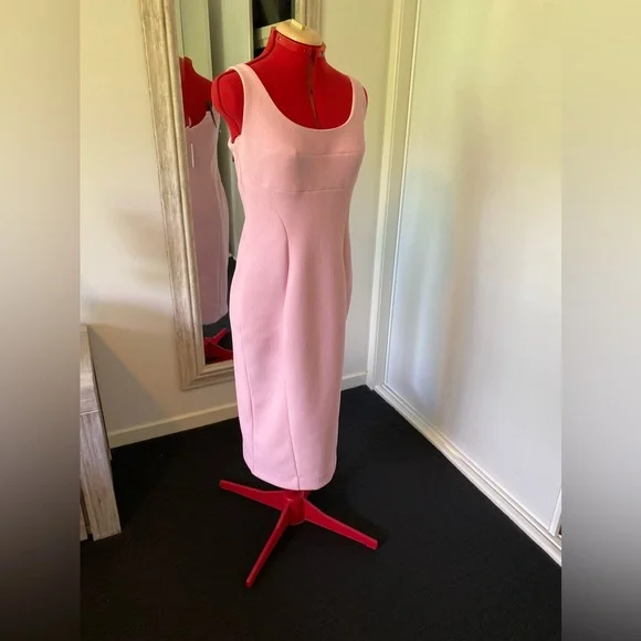 Size 12-14, Sheike soft baby pink sleeveless formal/evening dress lined - Picture 8 of 14